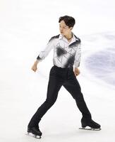 　ＳＰで演技を披露する鍵山優真（撮影・中田匡峻）