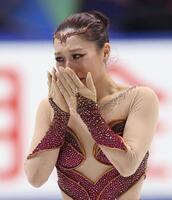 　女子フリーの演技を終え、涙を流す樋口新葉（撮影・中田匡峻）