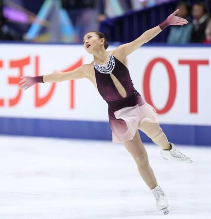 坂本花織　今季世界最高２２７・１８点　２年連続４度目制覇でＧＰファイナル進出決定　ラスト五輪へ完璧演技「ほっとしている」