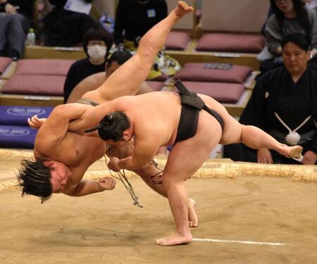 炎鵬リベンジ星で無傷２連勝、同郷力士の“無言のエール”に感謝【大相撲九州場所】