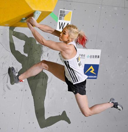 　ボルダーのジャパン杯で優勝した野中生萌＝２月