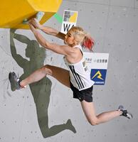 　ボルダーのジャパン杯で優勝した野中生萌＝２月