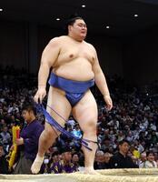 　琴桜に敗れた大の里（撮影・山口登）