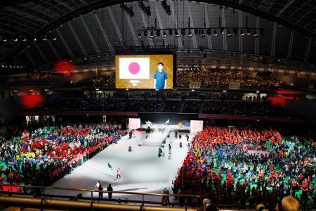 　「東京デフリンピック」の閉会式＝２６日、東京体育館