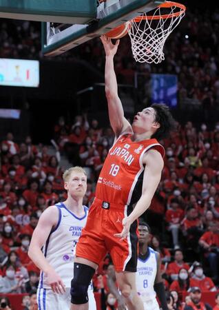 　２Ｑ、シュートを決める馬場雄大