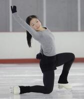 　精力的に練習する中井亜美（撮影・吉澤敬太）