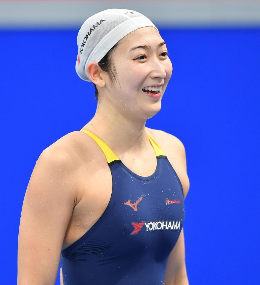 　女子１００ｍ自由形決勝で７着に終わったが、笑顔を見せる池江璃花子（撮影・開出牧）