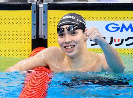 　レース後、ガッツポーズする西川我咲