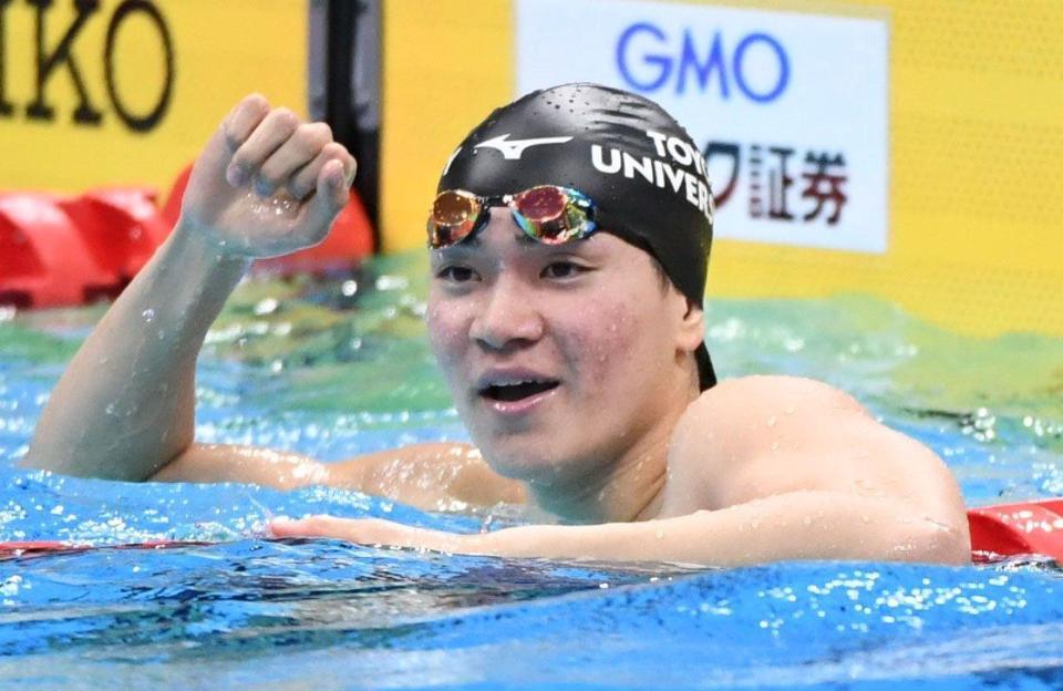 　男子２００ｍ個人メドレーで優勝した松下知之（撮影・佐藤厚）