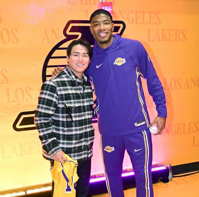 レーカーズ・八村塁 山本由伸観戦に笑顔「すごくうれしい」 2季ぶりの