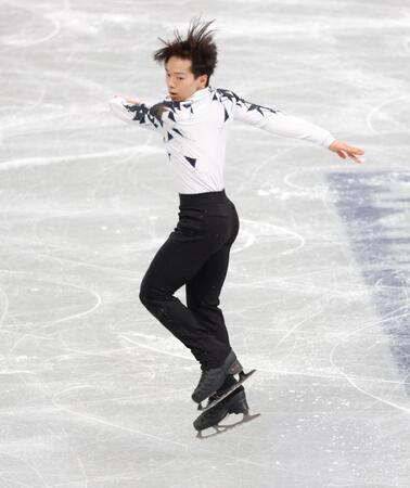 フィギュアスケート　鍵山優真がＳＰへ新衣装で最終調整　ＧＰファイナル開幕