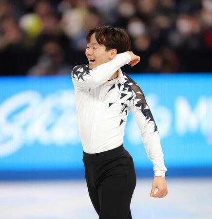 鍵山優真が五輪前哨戦で衝撃SP首位発進!北京五輪超えの圧巻自己ベスト108・77点 大興奮でガッツポーズ「うぉー!!」佐藤駿が2位、世界王者マリニンが3位