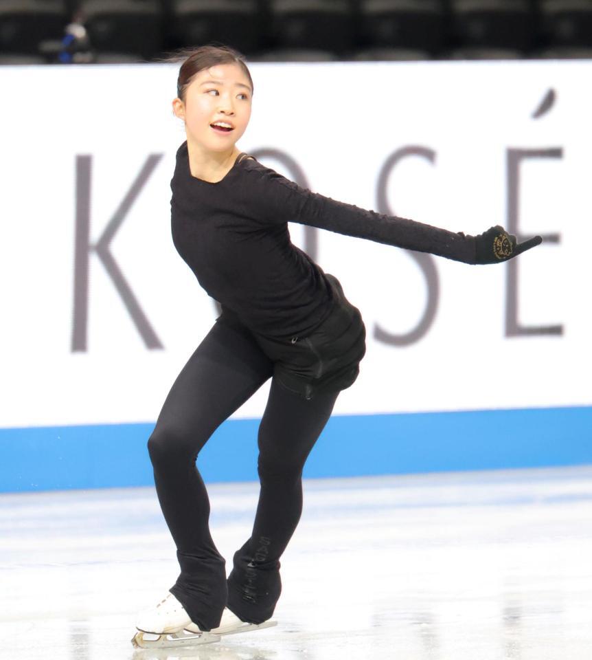 　練習する千葉百音（撮影・吉澤敬太）