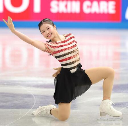 　演技する中井亜美（撮影・吉澤敬太）