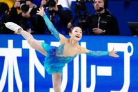 　演技する島田麻央