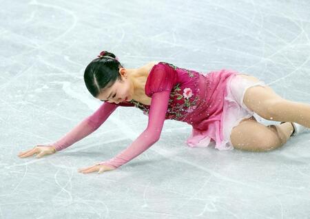 　女子フリー、ジャンプを失敗した千葉百音