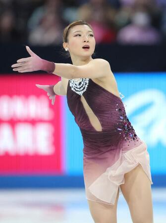 　フリーで美しい演技を見せる坂本花織（撮影・吉澤敬太）