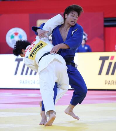 　武岡毅と準決勝で１２分超の死闘を制した阿部一二三（撮影・金田祐二）