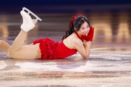 　エキシビションで演技する中井亜美＝ＩＧアリーナ