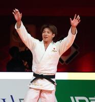 　決勝で顕徳海利に一本勝ちした阿部一二三（撮影・金田祐二）