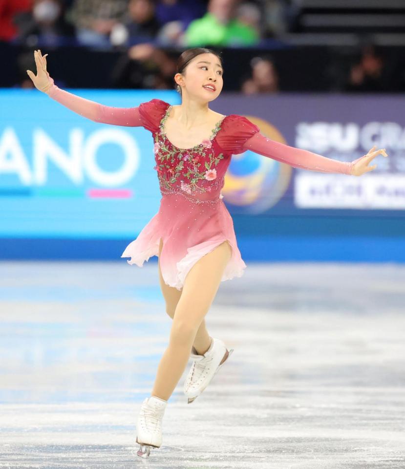 　フリーの演技を行う千葉百音（撮影・吉澤敬太）