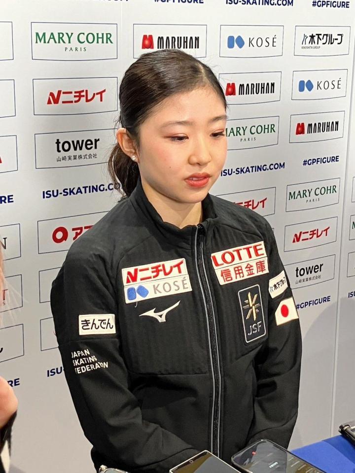 　フリーから一夜明け厳しい表情の千葉百音