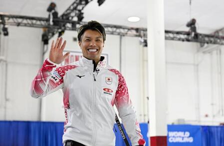 　男子１次Ｌで韓国に勝利し、笑顔を見せる山口（共同）