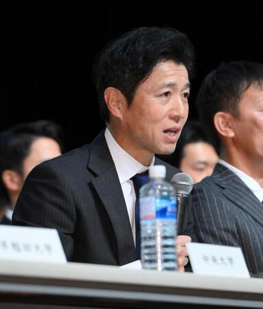 　「第１０２回箱根駅伝　記者発表」に登場した城西大・櫛部静二監督（撮影・伊藤笙子）