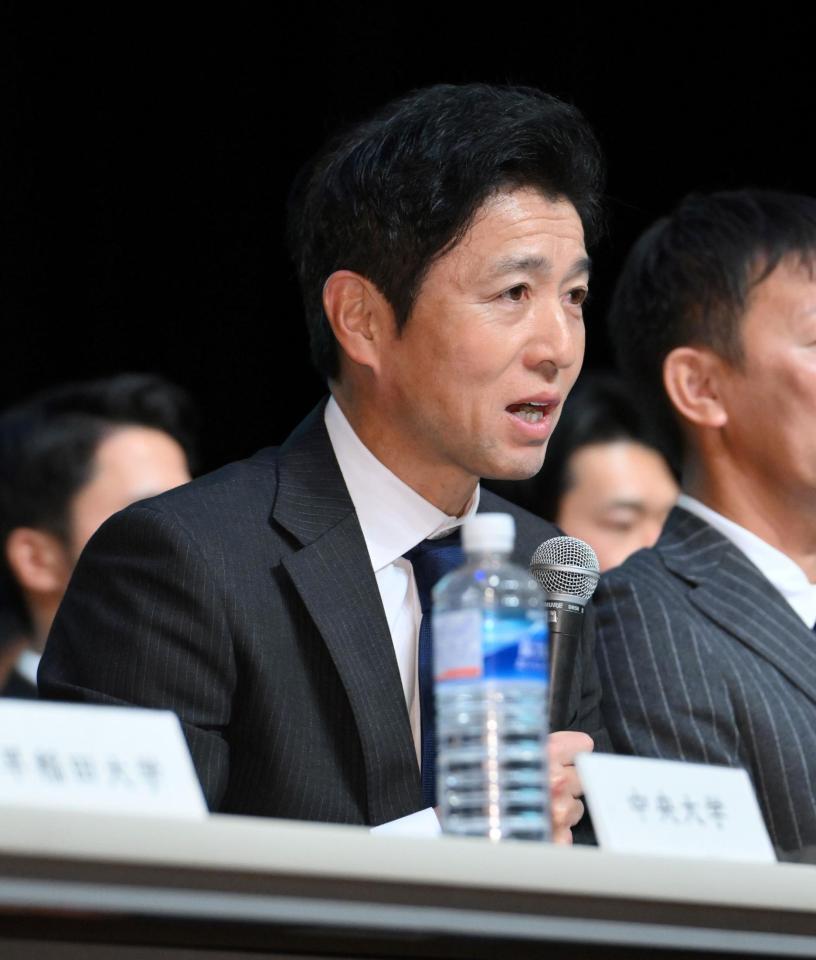 　「第１０２回箱根駅伝　記者発表」に登場した城西大・櫛部静二監督（撮影・伊藤笙子）
