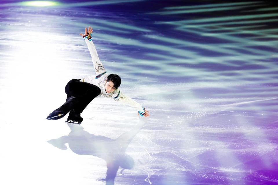 　ｎｏｔｔｅ　ｓｔｅｌｌａｔａ２０２５で演技する羽生結弦さん©ｎｏｔｔｅ　ｓｔｅｌｌａｔａ