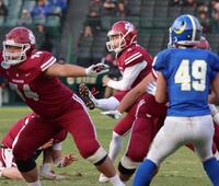 　第４Ｑ、フィールドゴールを成功させる立命大Ｋ・横井晃生（撮影・立川洋一郎）