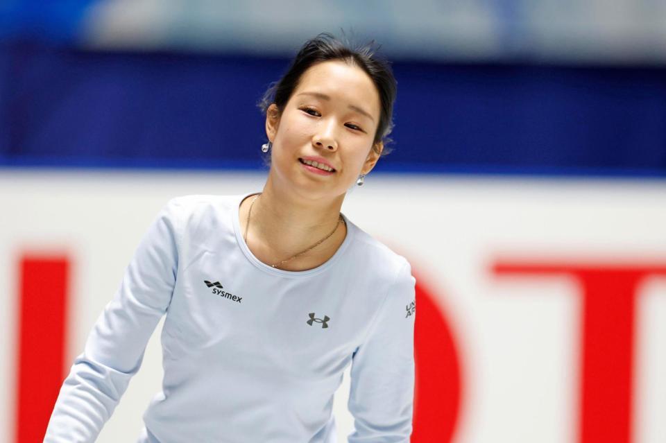 　公式練習に臨む三原舞依