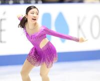 　女子ＳＰで演技する千葉百音（撮影・石井剣太郎）