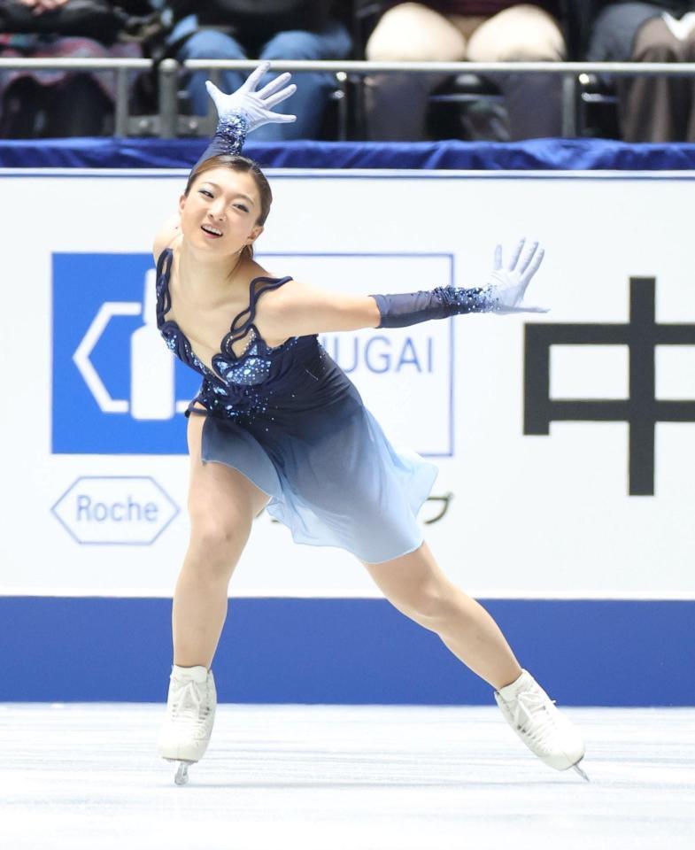 　女子ＳＰで演技する坂本花織（撮影・石井剣太郎）