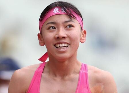 【高校駅伝】久保凛が2区で激走!18位→9位に押し上げる 雨の都大路で力強い走り 涙の世界陸上から3カ月