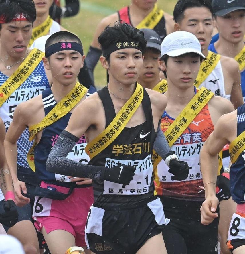 　男子１区で驚異的な日本選手最高記録をマークした学法石川・増子陽太（撮影・飯室逸平）