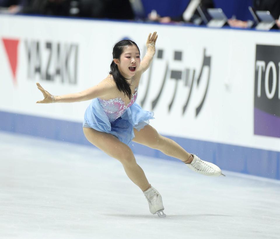 　フリーの演技をする中井亜美（撮影・石井剣太郎）