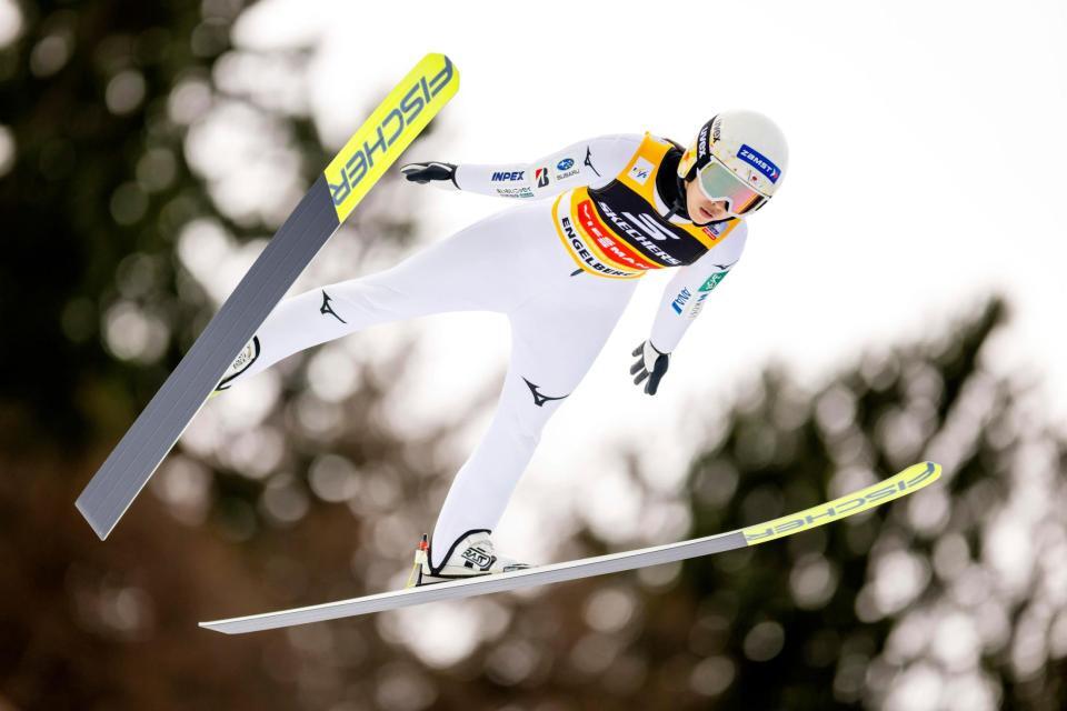 　Ｗ杯ジャンプ女子個人第10戦での丸山希の飛躍（Ｋｅｙｓｔｏｎｅ提供・ＡＰ＝共同）