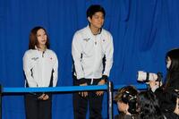 　フィギュアスケートのミラノ・コルティナ冬季五輪代表に決まったペアの三浦璃来（左）、木原龍一組