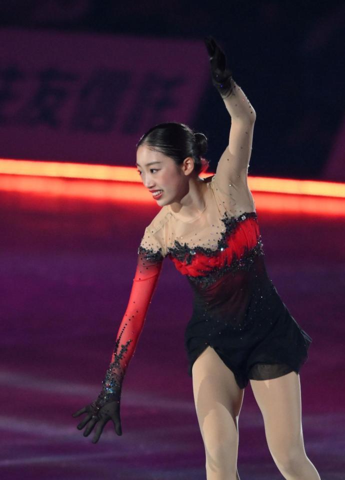 　メダリスト･オン･アイス２０２５で演技する岡田芽依（撮影・伊藤笙子）