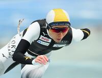 　公式練習で調整する高木美帆