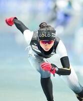 　公式練習で調整する高木美帆