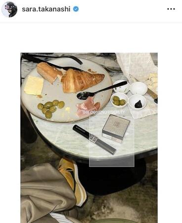 高梨沙羅のインスタグラム＠ｓａｒａ．ｔａｋａｎａｓｈｉ（１２月２６日付）より 