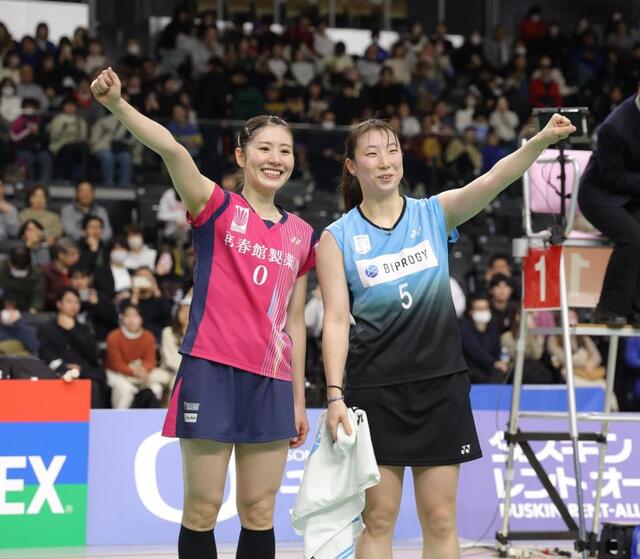結成4カ月目の志田千陽、五十嵐有紗組が圧倒的強さで4強入り 初Vへ