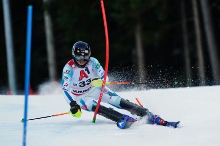 前田知沙樹２２位、初のＷ杯得点　アルペン女子回転第５戦