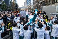 　３連覇を果たし、胴上げされる青学大・原晋監督（代表撮影）