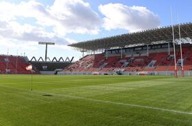 　花園ラグビー場