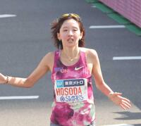 日本バレーボール協会・川合俊一会長 「前髪たらして、デザイナーに服