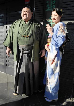 結婚を発表した剣翔と祐華さん