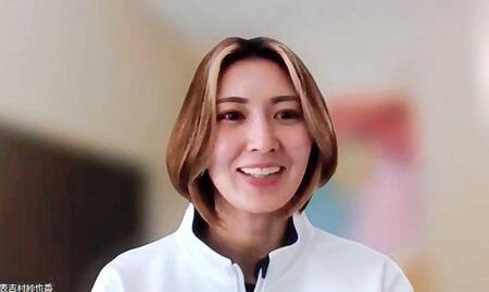 　オンラインで取材に応じる吉村